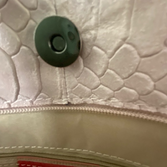 Faux Snakeskin Leather Adjustable Tote - Picture 10 of 13